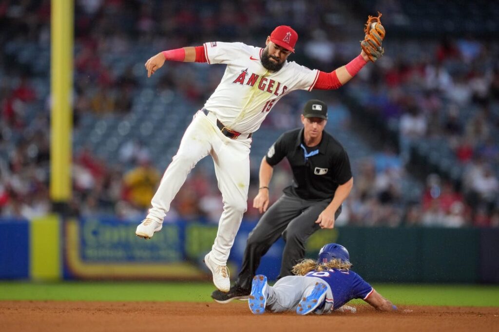 Rangers, Angels