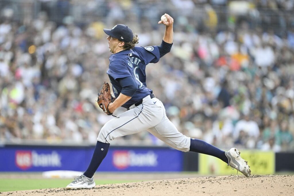 padres, mariners