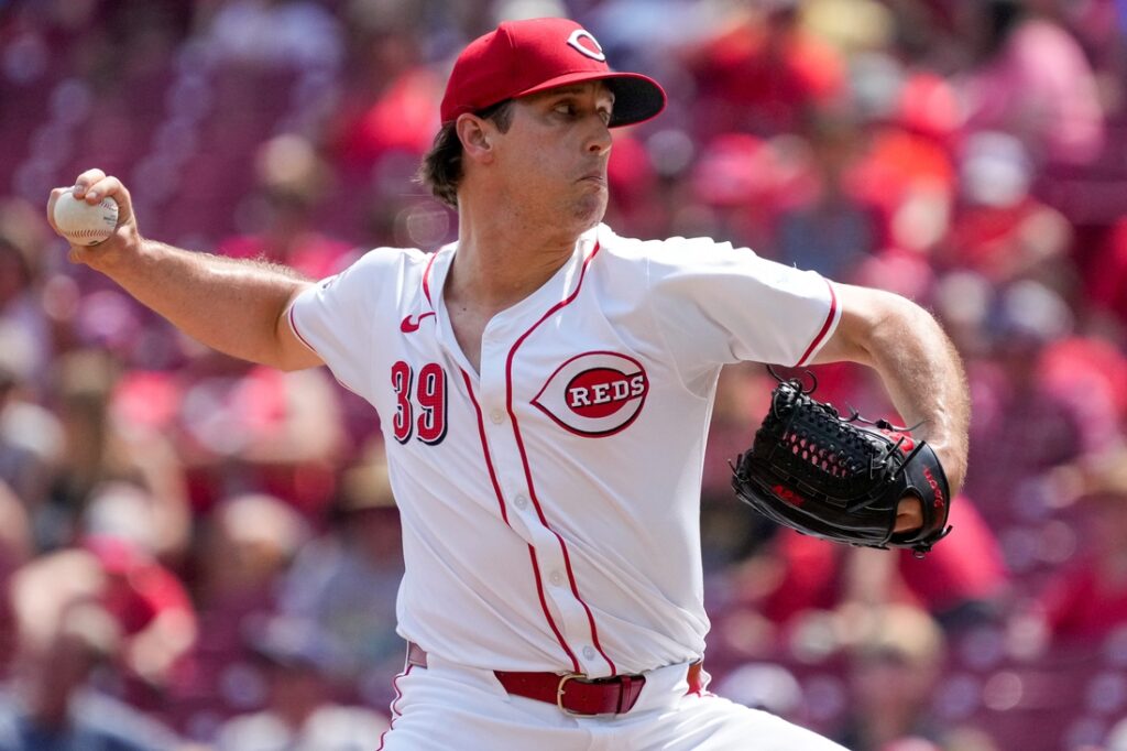 lucas sims reds
