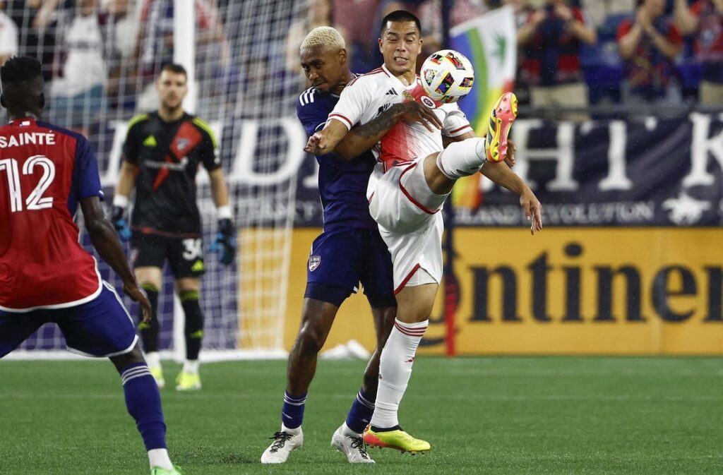 FC Dallas, Revolution