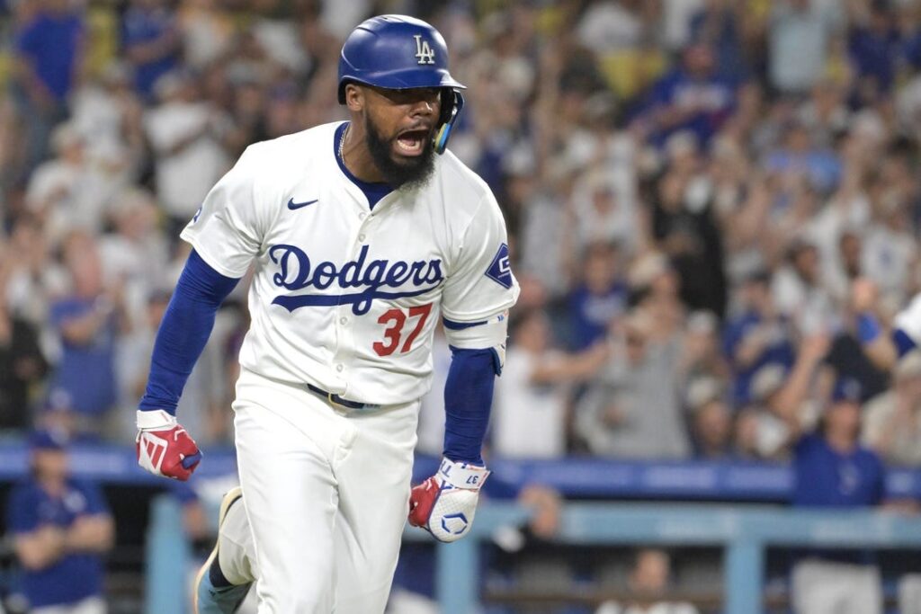 Teoscar Hernandez, Dodgers look to flex muscles vs. Giants - Field