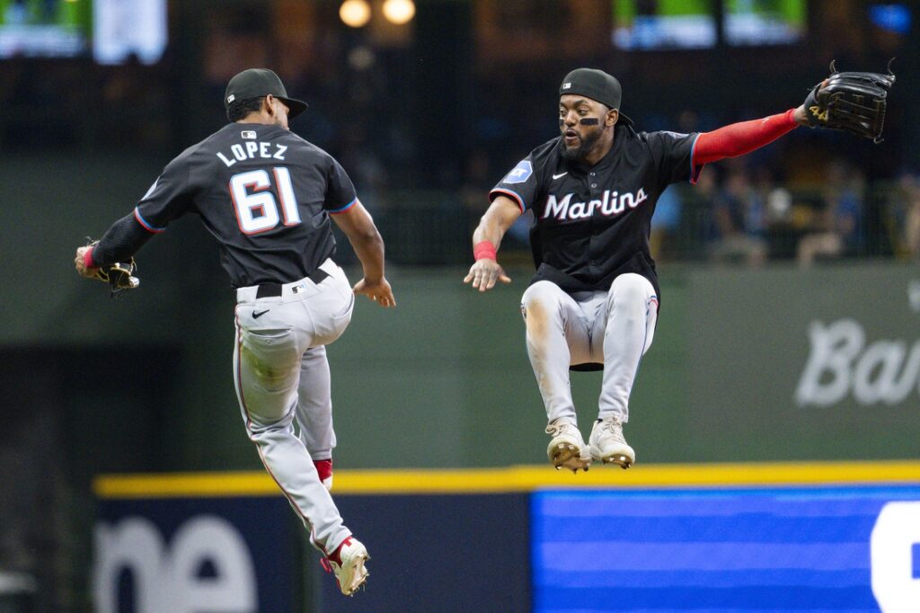 brewers, marlins