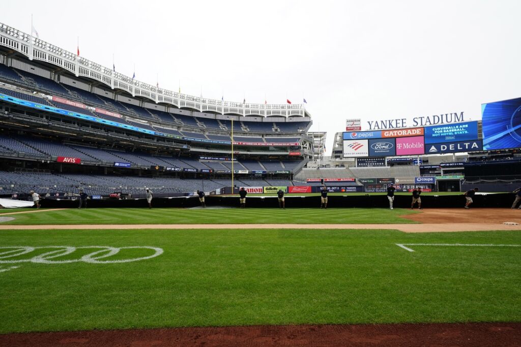 yankee stadium tarp