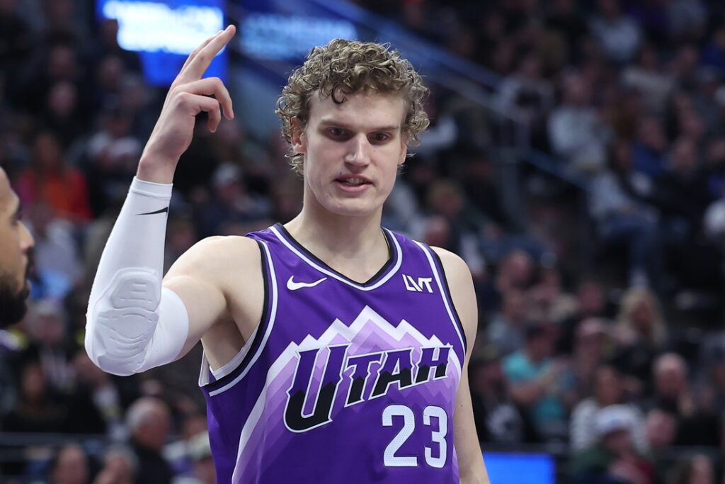 lauri markkanen react