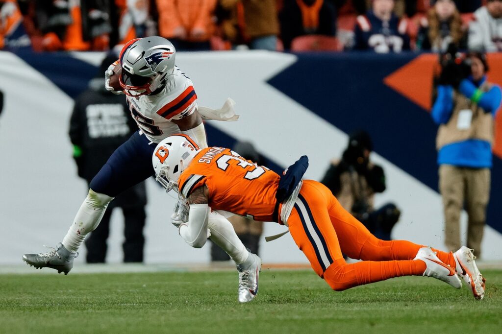 Justin Simmons Broncos