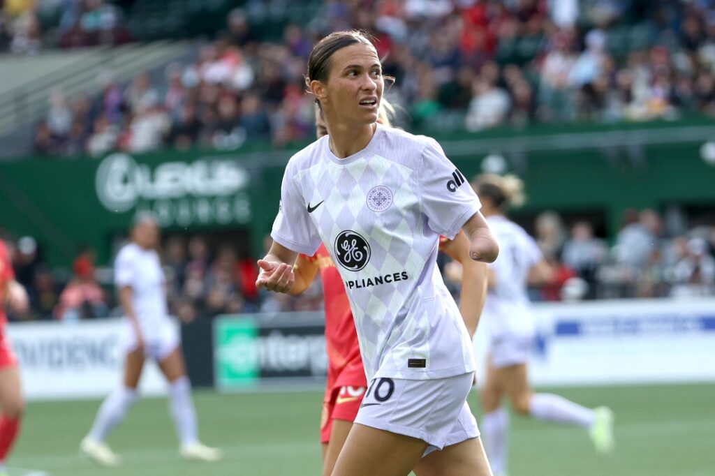 carson pickett react