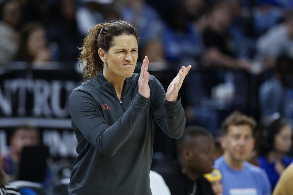 Connecticut Sun coach