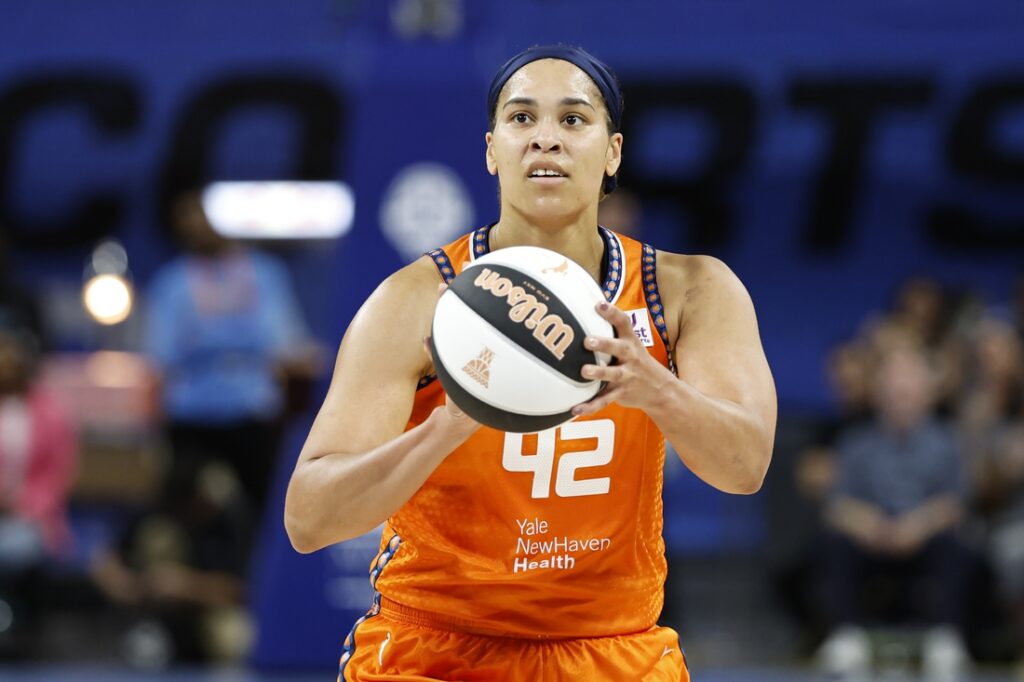 Brionna Jones
