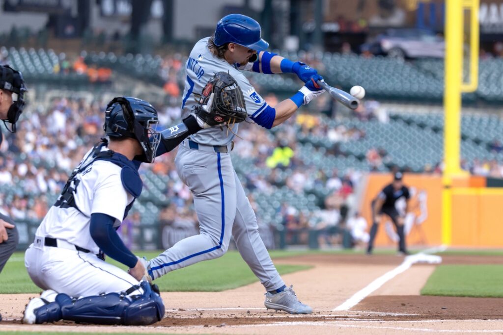 Royals, Tigers