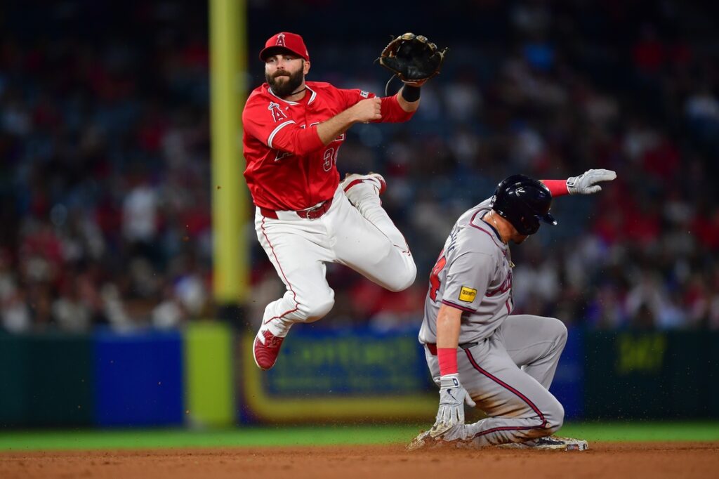 Braves, Angels