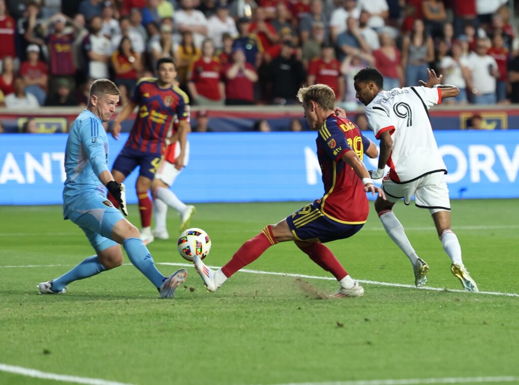 Earthquakes, Real Salt Lake