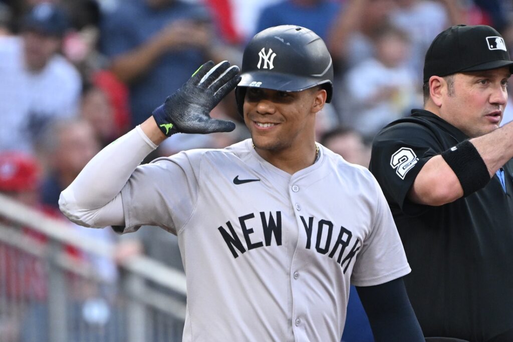 juan soto, salute