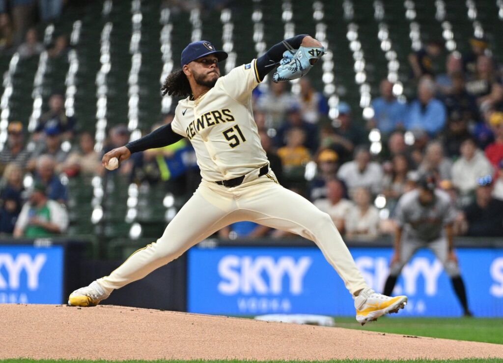 Brewers, Giants