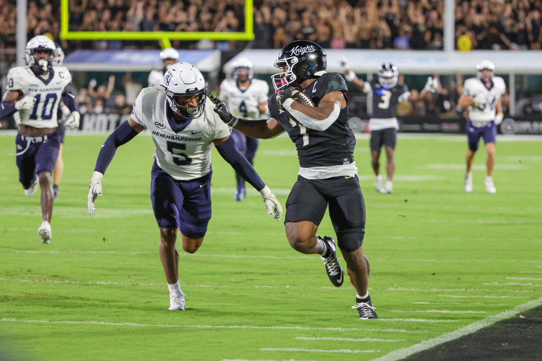 UCF rolls to 57-3 blowout vs. New Hampshire in season opener 
