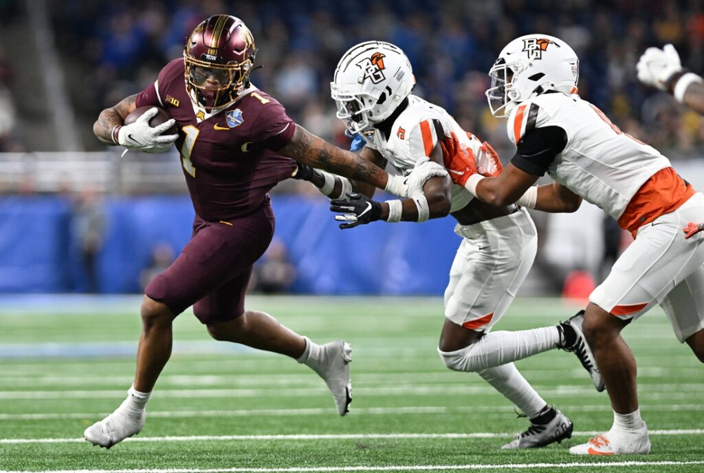 darius taylor gophers