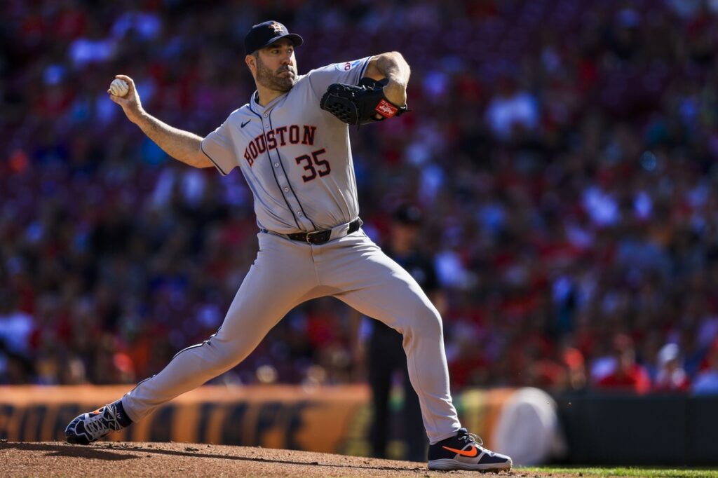 Astros, Reds