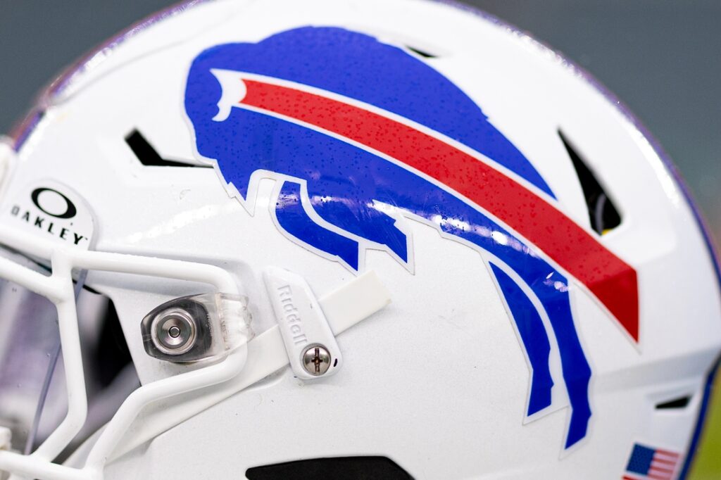 buffalo bills, helmet