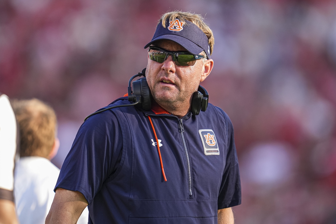 Auburn coach Hugh Freeze (illness) joins team in Kentucky Field Level