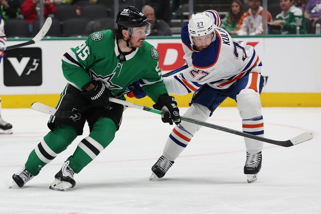 Stars dominate third period, down Oilers Field Level Media