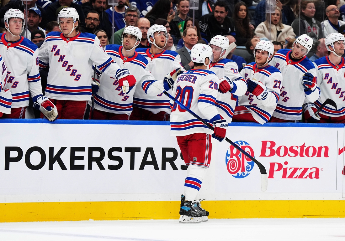 Rangers keep rolling on road, blast Habs Field Level Media