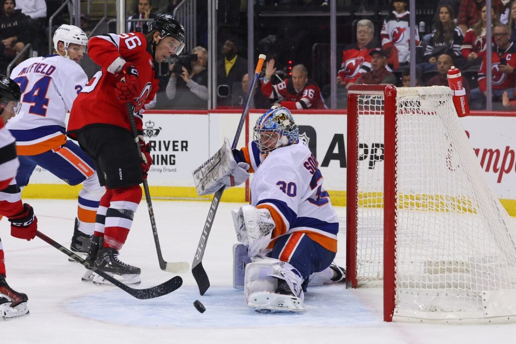 Islanders, Devils