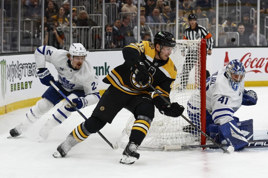 bruins, maple leafs