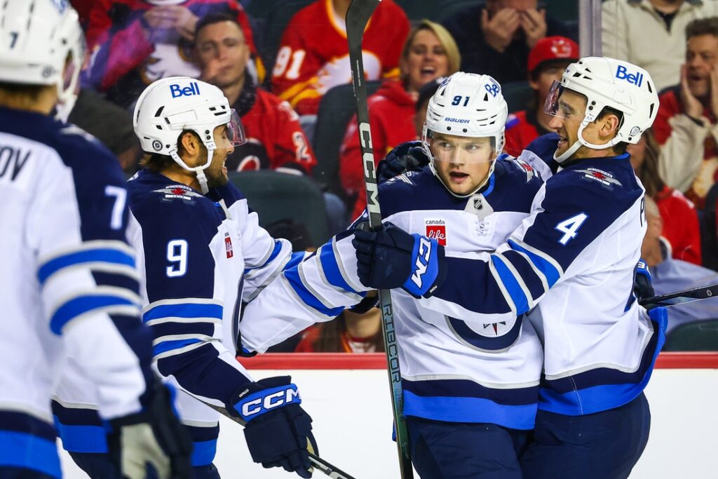 jets flames