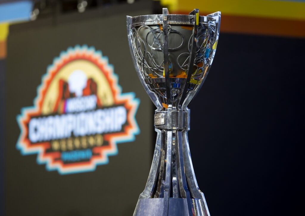 nascar cup series trophy phoenix