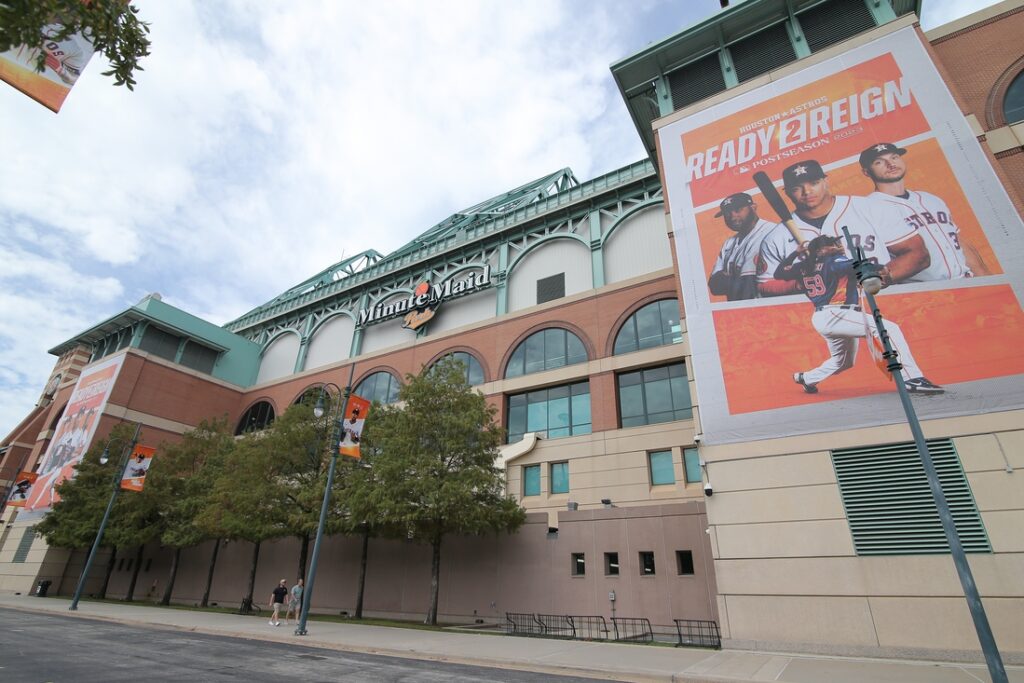 minute maid park general astros