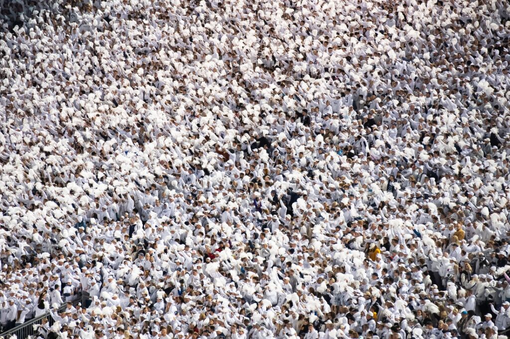 Penn State, white-out, fans