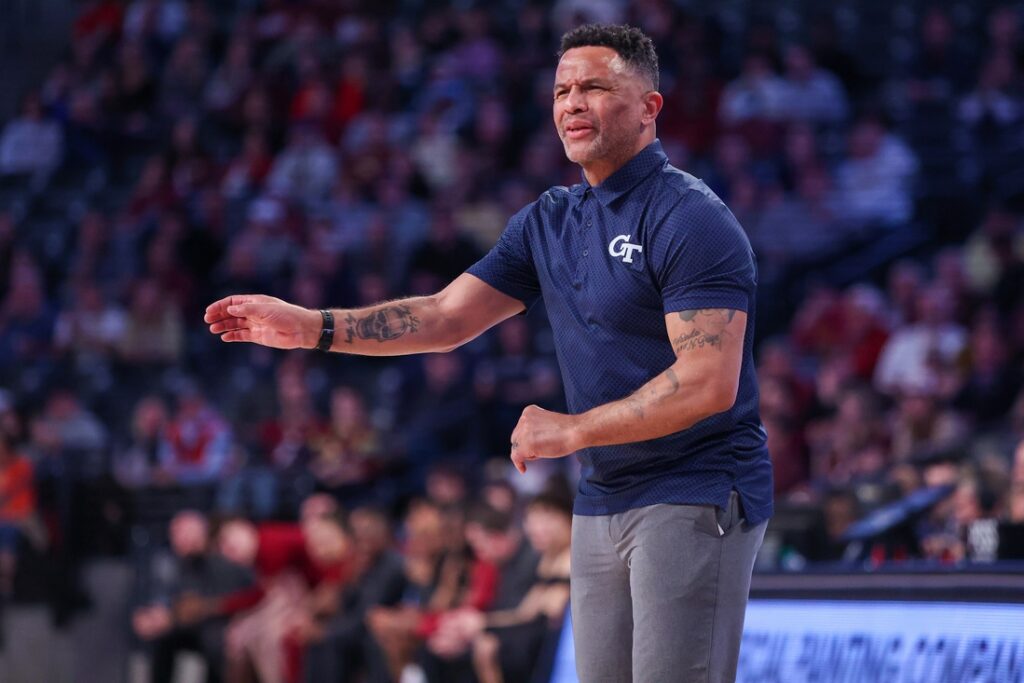 Georgia Tech Yellow Jackets basketball coach