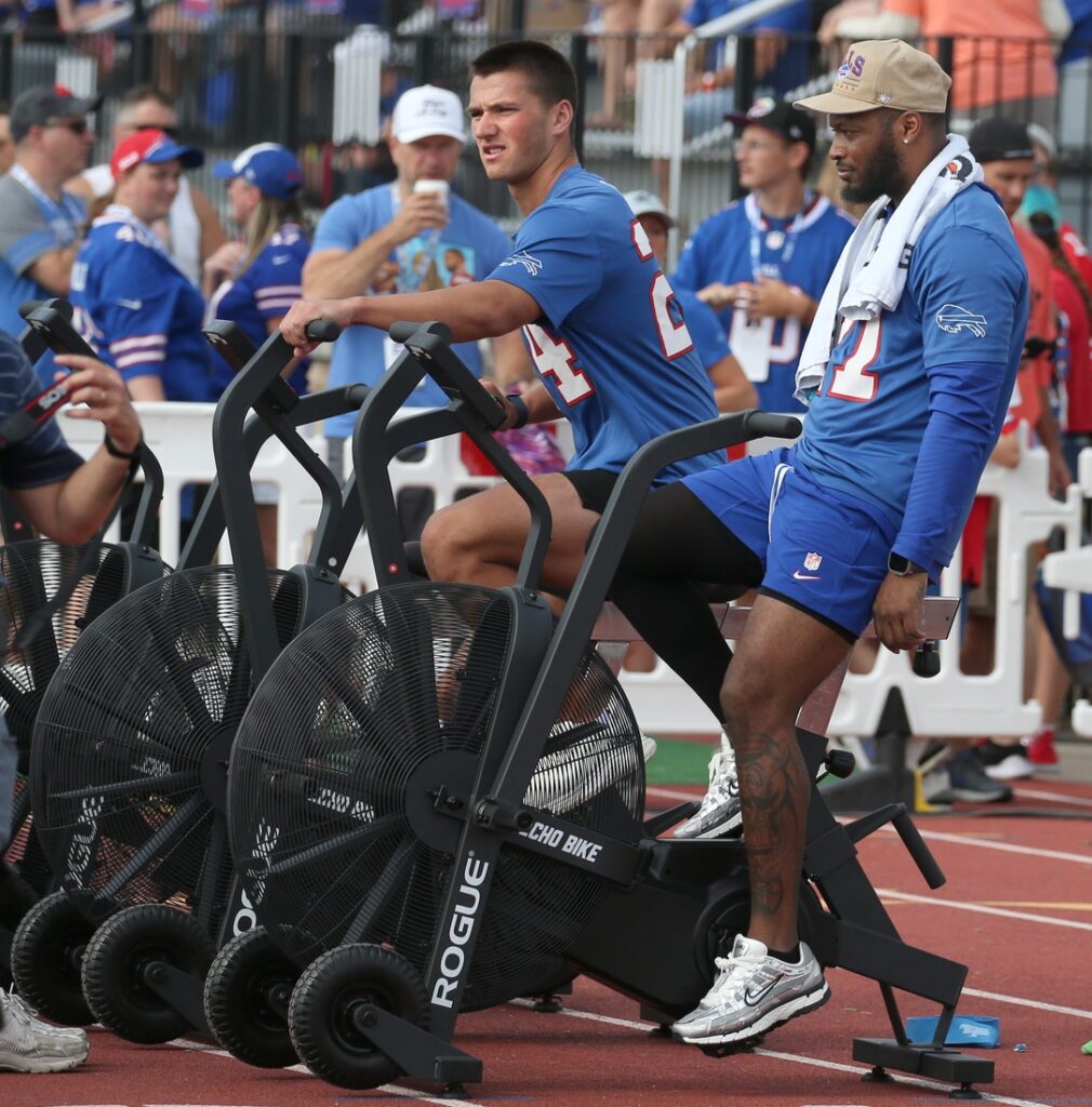 mike edwards bills