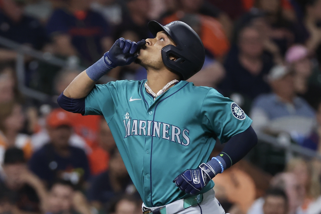 Jorge Polanco set for free agency after Mariners decline option - Field ...