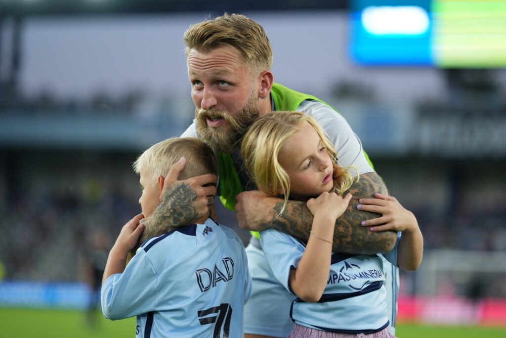 johnny russell sporting