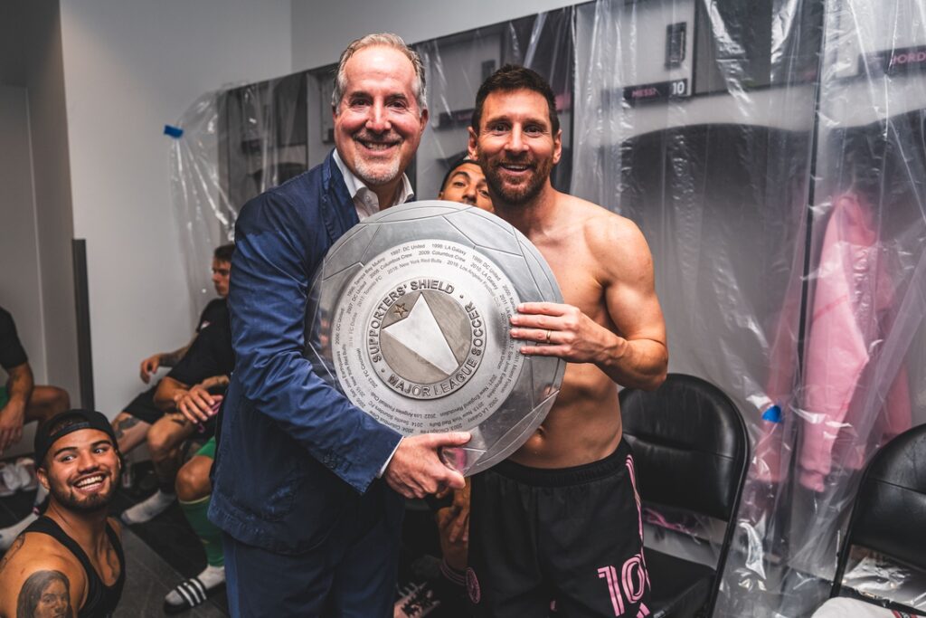 inter miami supporters shield