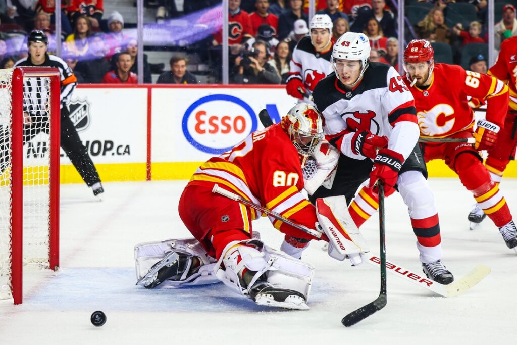 Devils, Flames