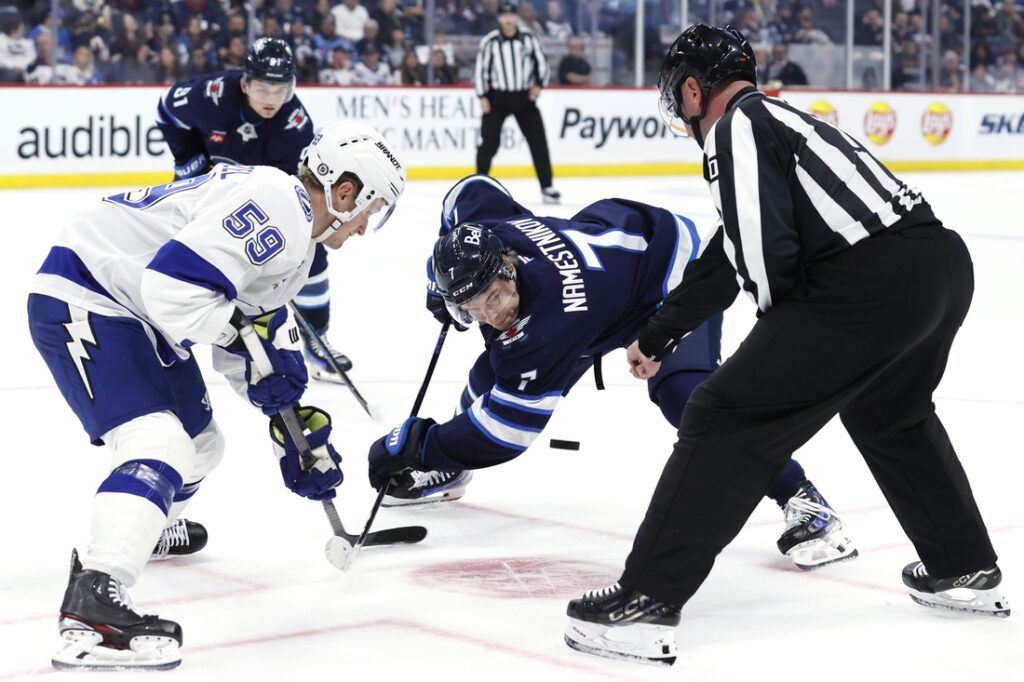Lightning, Jets