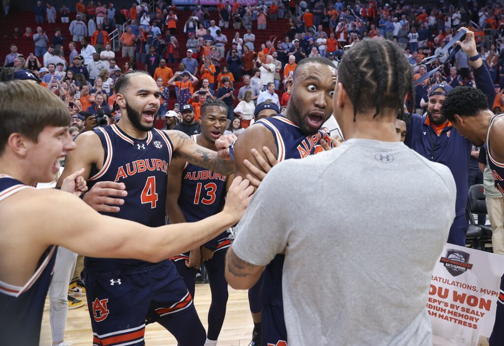 Auburn Tigers, Houston