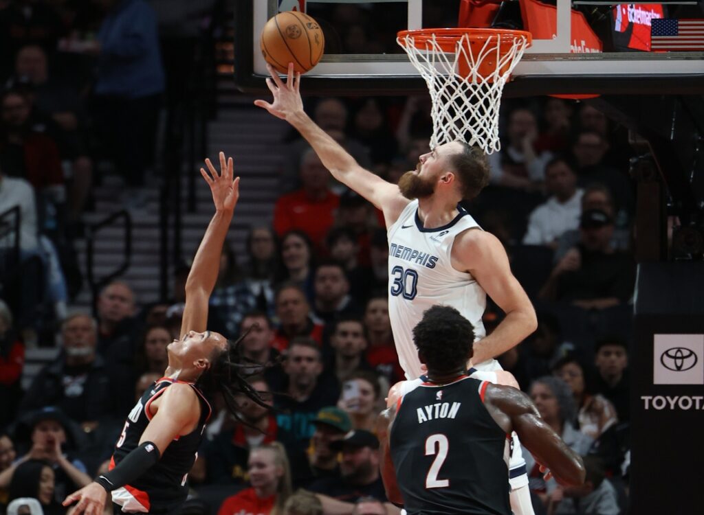 grizzlies, trail blazers