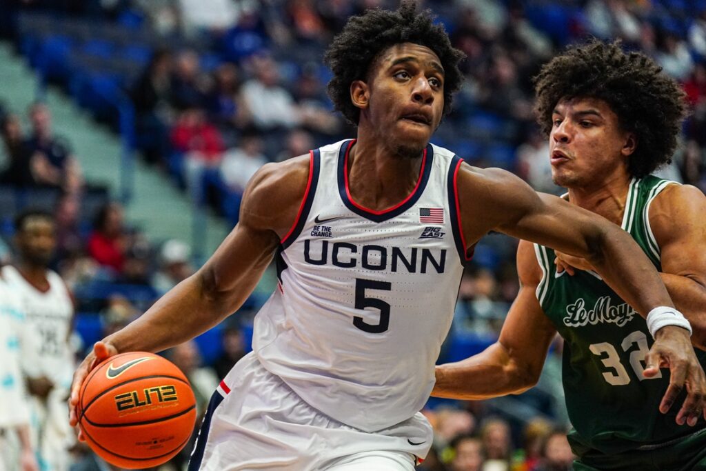 UConn Huskies basketball