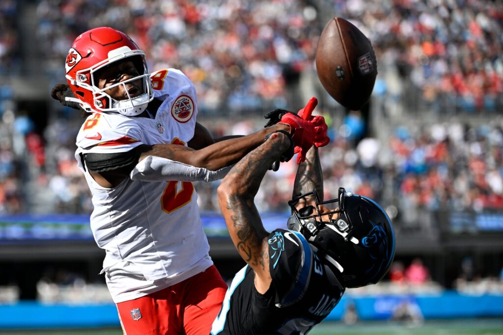 Chiefs, Panthers
