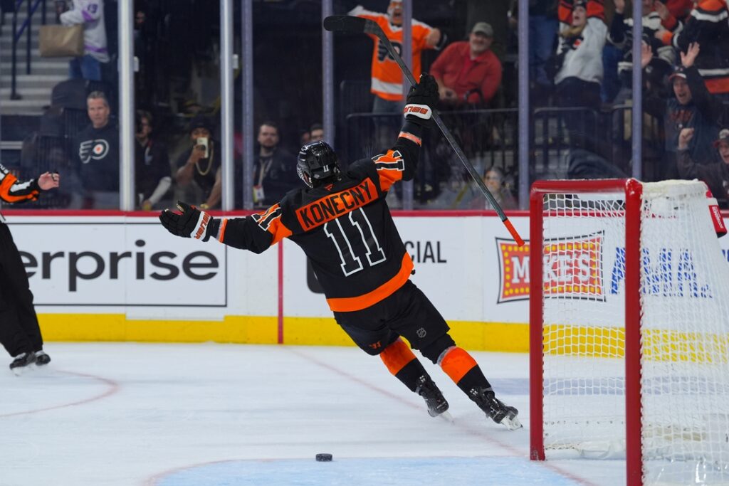 travis konecny