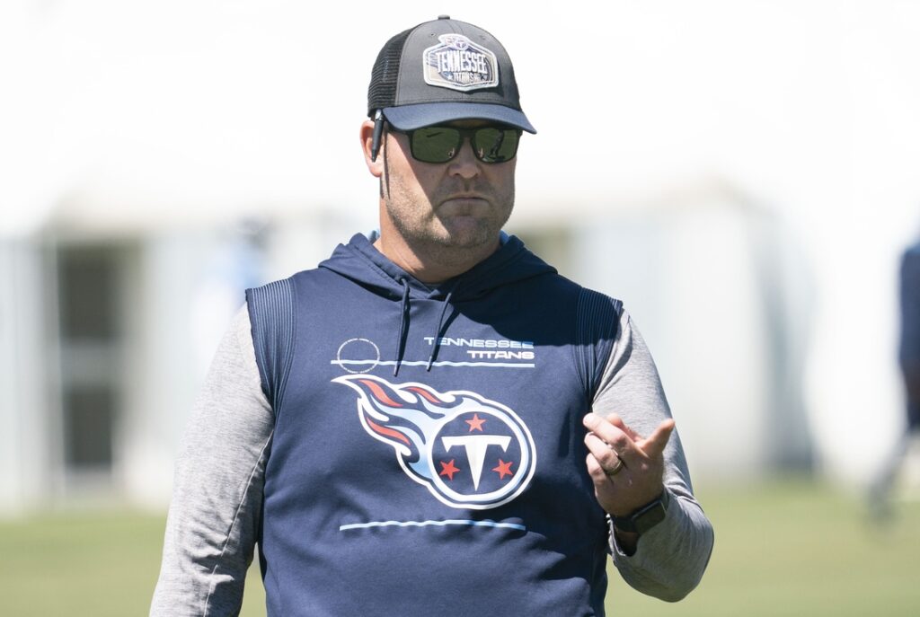 jon robinson titans