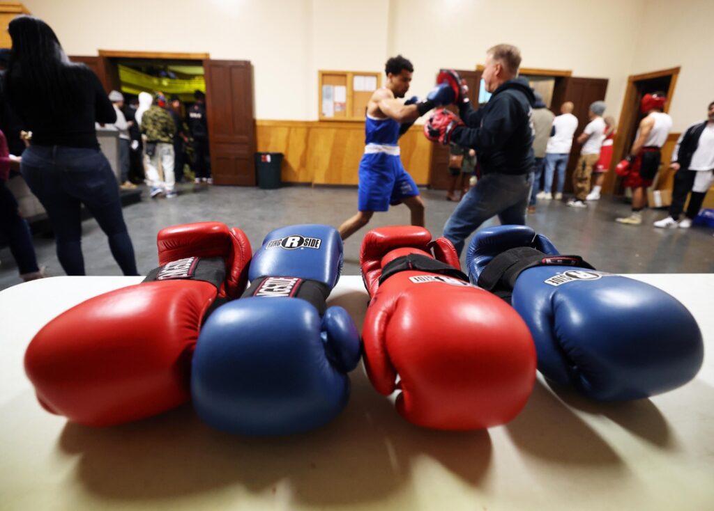 boxing gloves hand