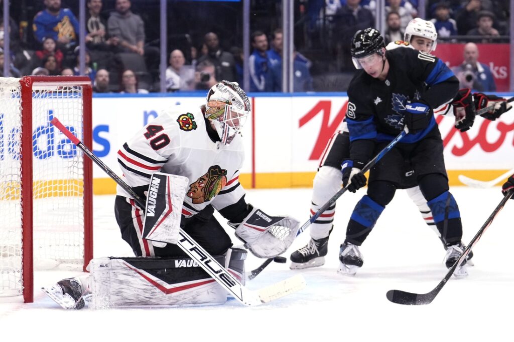 Maple Leafs, Blackhawks