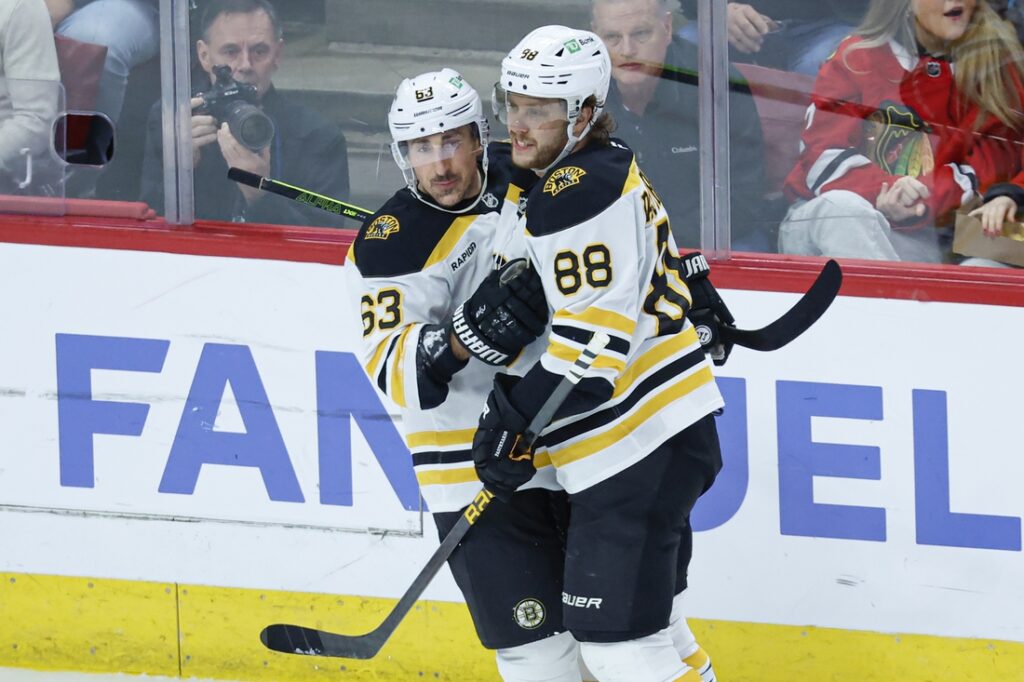 Pastrnak Marchand