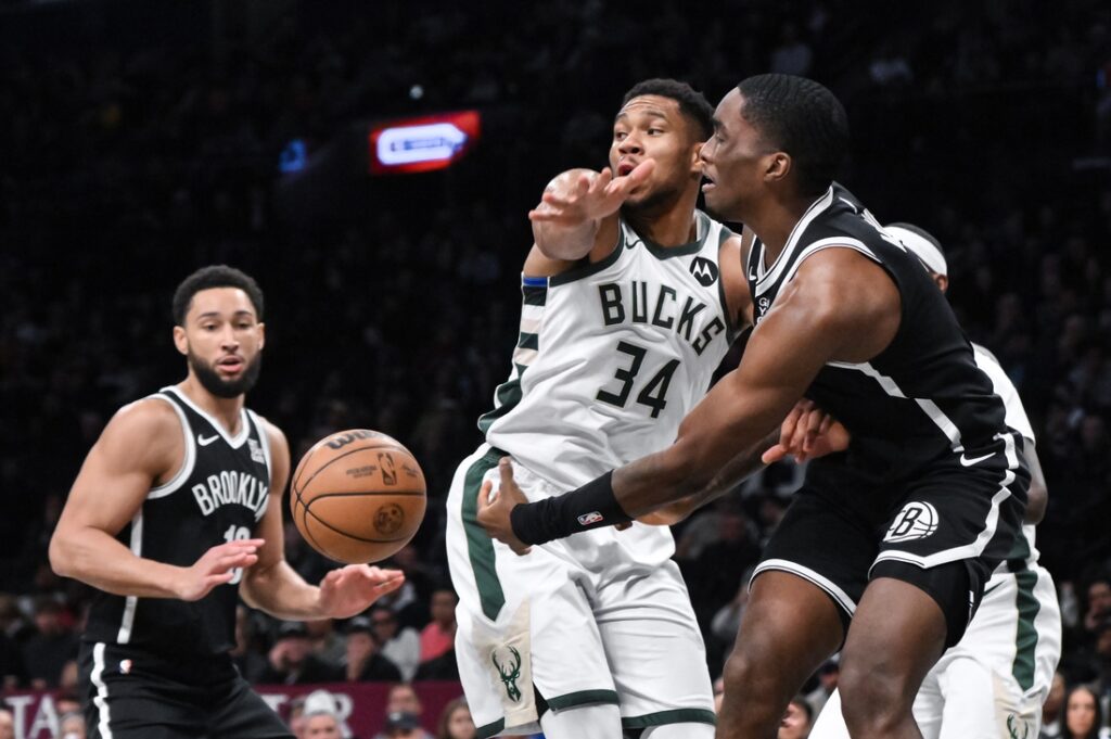 Bucks, Nets