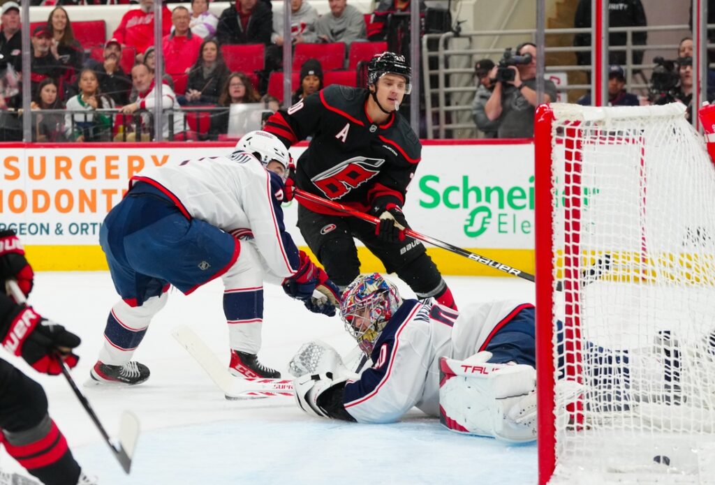Blue Jackets Hurricanes