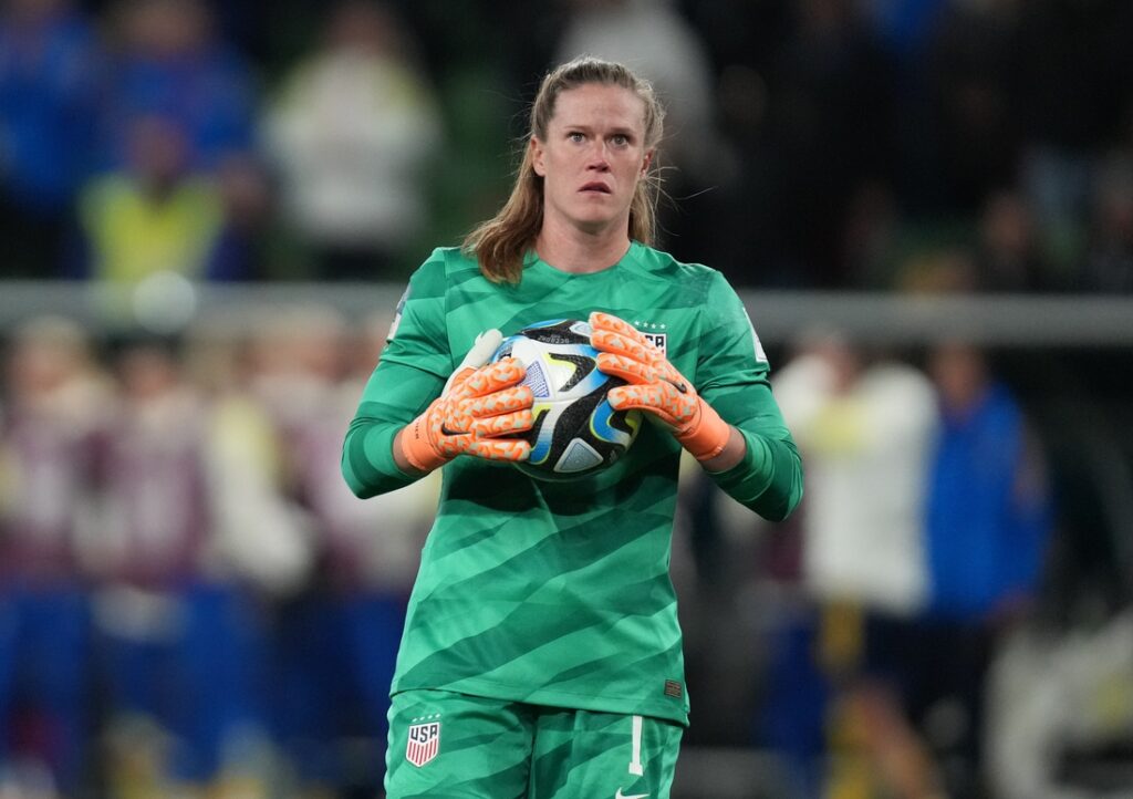 alyssa naeher react