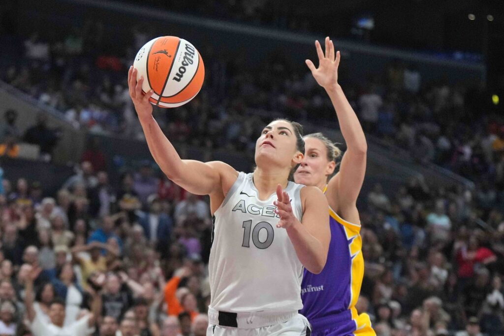 kelsey plum, sparks